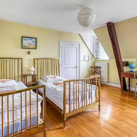 Confortable Avec Piscine Privee A *