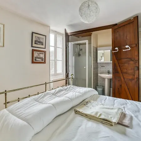 Confortable Avec Piscine Privee A Villa *