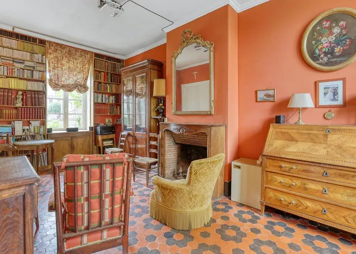 Confortable Avec Piscine Privee A Lucenay-les-Aix