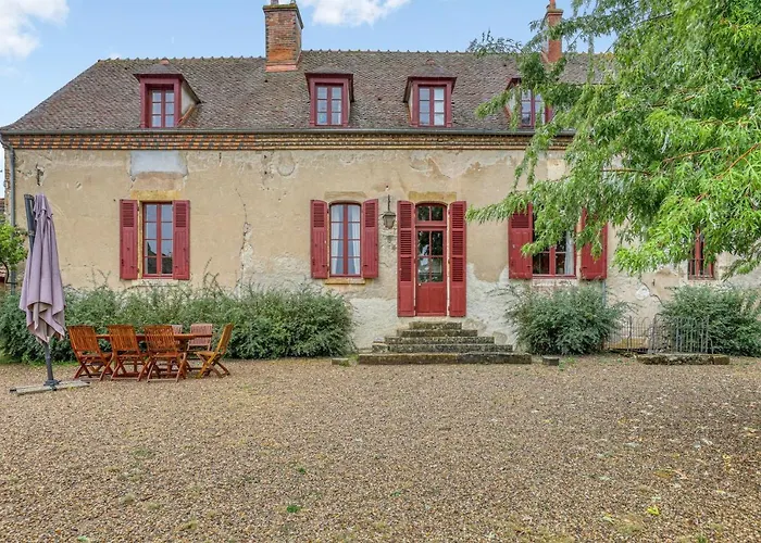Confortable Avec Piscine Privee A Lucenay-les-Aix